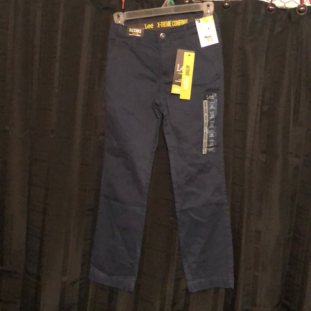 Lee x-treme comfort chino pants.